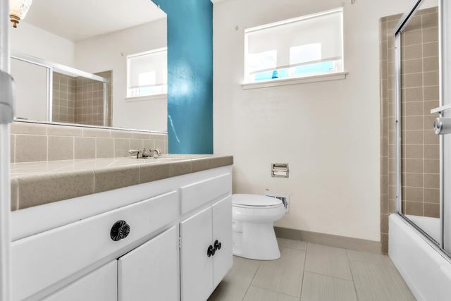 6829 Havenhurst Dr, Sacramento, CA 95831