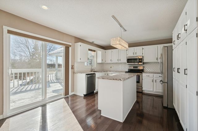 15335 67th Avenue N, Maple Grove, MN 55311