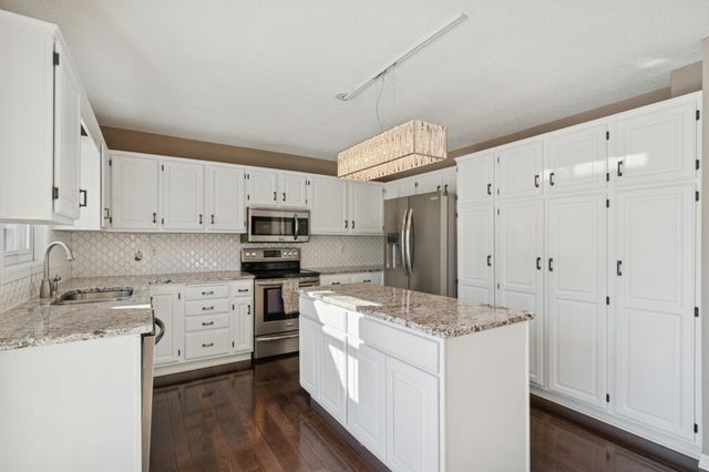 15335 67th Avenue N, Maple Grove, MN 55311