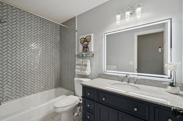 15335 67th Avenue N, Maple Grove, MN 55311