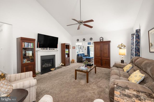 34 HENGST FARM LN, Smyrna, DE 19977