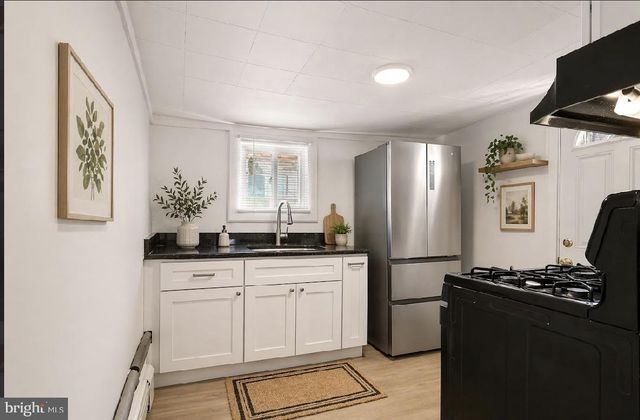 502 MOUNTAIN ST, Philadelphia, PA 19148