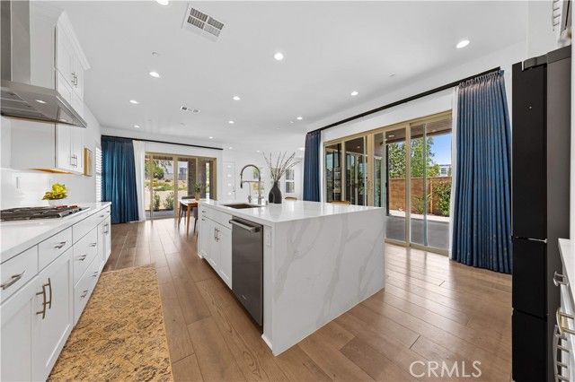 112 Sentosa, Irvine, CA 92618