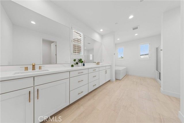 112 Sentosa, Irvine, CA 92618