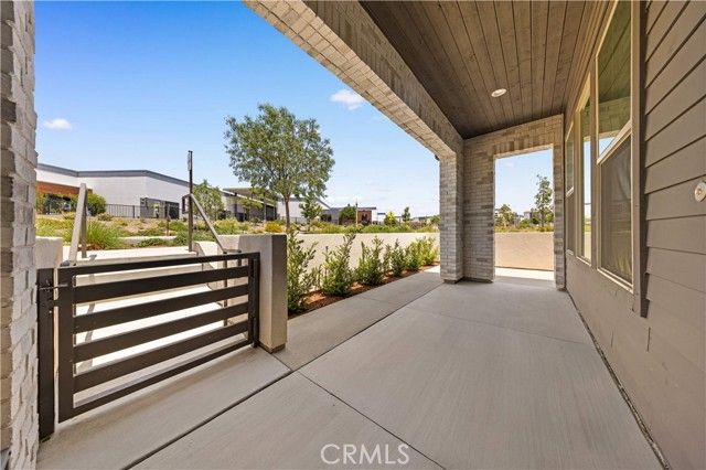 112 Sentosa, Irvine, CA 92618