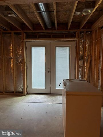 6717 LOWES LN, Elkridge, MD 21075