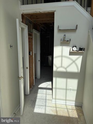 6717 LOWES LN, Elkridge, MD 21075