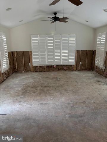 6717 LOWES LN, Elkridge, MD 21075
