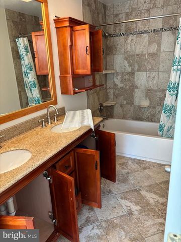 6717 LOWES LN, Elkridge, MD 21075