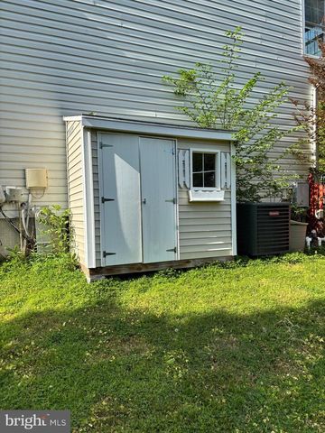 6717 LOWES LN, Elkridge, MD 21075