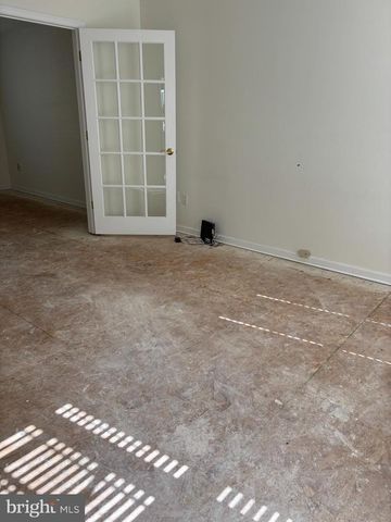 6717 LOWES LN, Elkridge, MD 21075