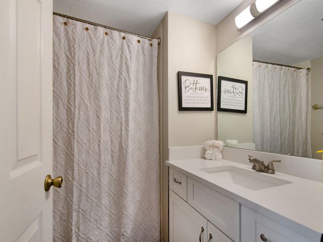 14555 Wunderlich Drive 2307, Houston, TX 77069