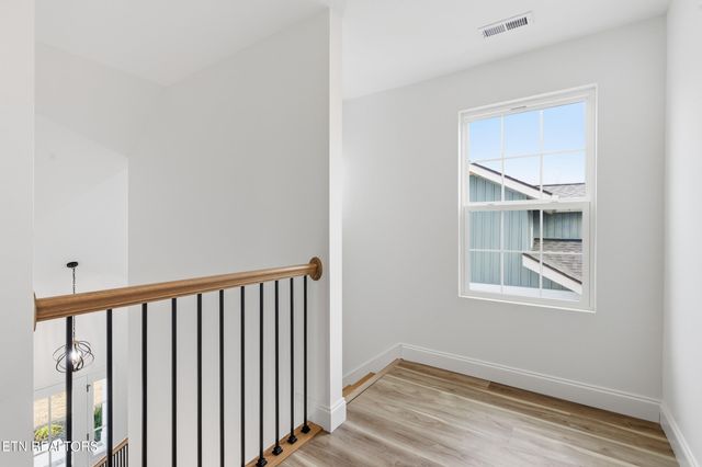 1902 Woodbine Ave, Knoxville, TN 37917