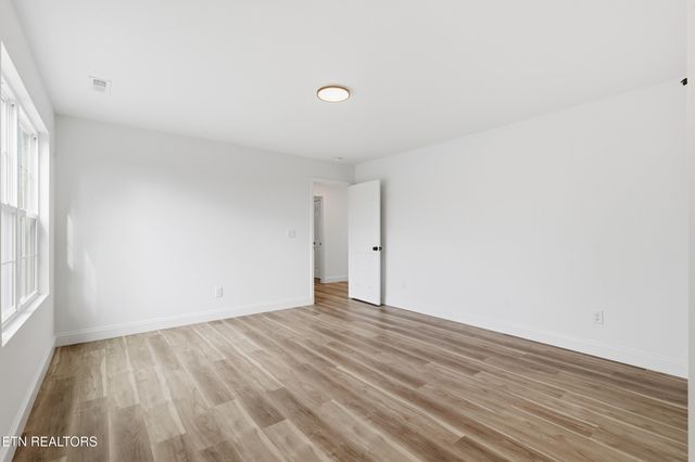 1902 Woodbine Ave, Knoxville, TN 37917