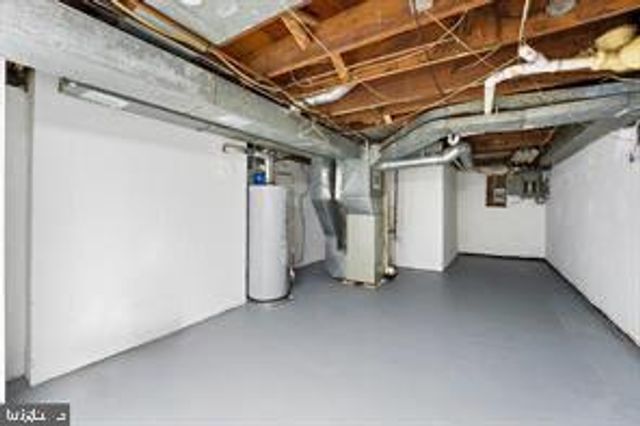 406 STANTON RD, Wilmington, DE 19804