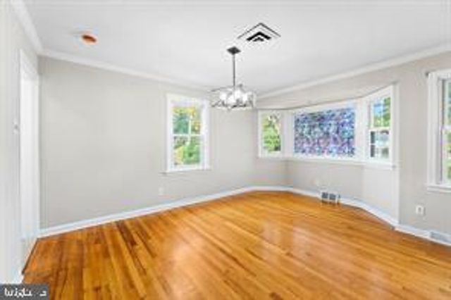 406 STANTON RD, Wilmington, DE 19804