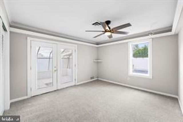 406 STANTON RD, Wilmington, DE 19804