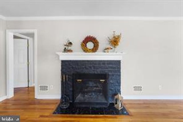 406 STANTON RD, Wilmington, DE 19804