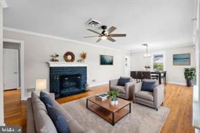 406 STANTON RD, Wilmington, DE 19804