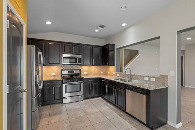 308 Moulins LN, Georgetown, TX 78626
