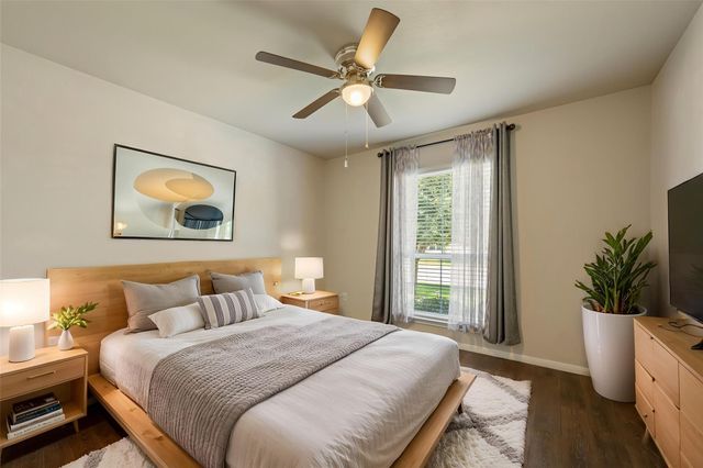 308 Moulins LN, Georgetown, TX 78626