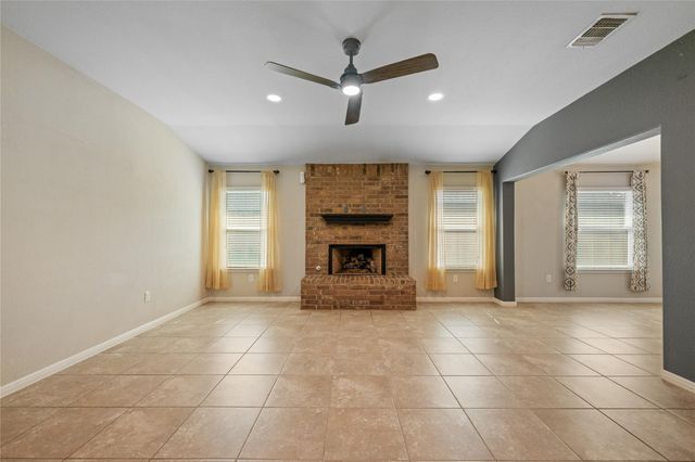 308 Moulins LN, Georgetown, TX 78626