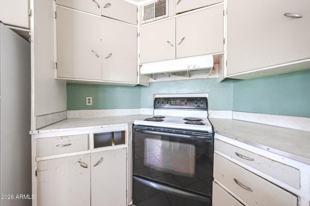 1805 E RANDALL Drive, Tempe, AZ 85281