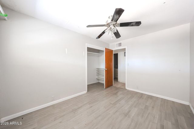 1805 E RANDALL Drive, Tempe, AZ 85281