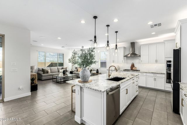 6567 N 127TH Drive, Glendale, AZ 85307