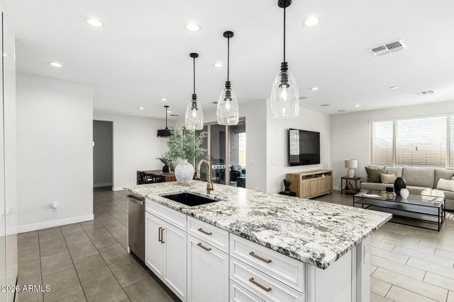 6567 N 127TH Drive, Glendale, AZ 85307