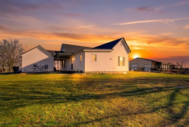 1297 Kemper Lane, Lancaster, KY 40444