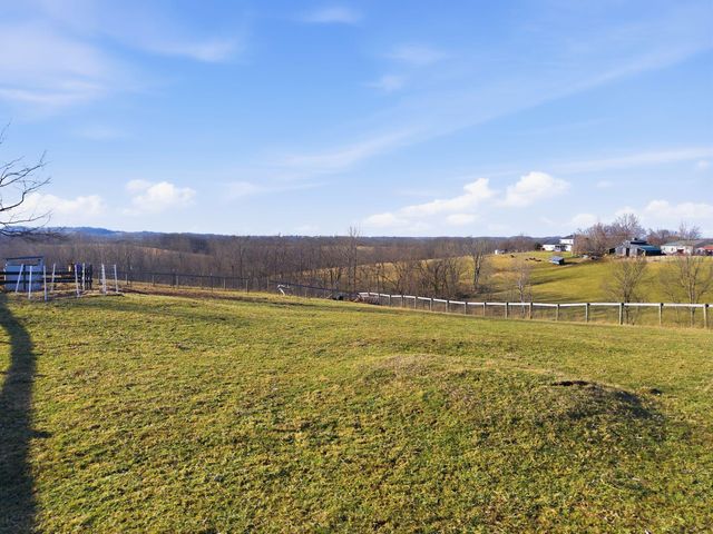 1297 Kemper Lane, Lancaster, KY 40444