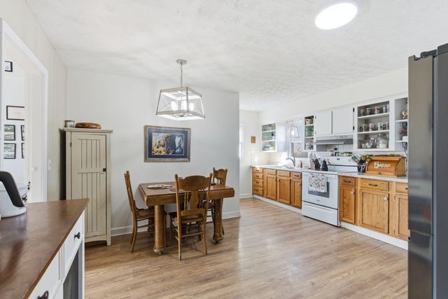 1297 Kemper Lane, Lancaster, KY 40444