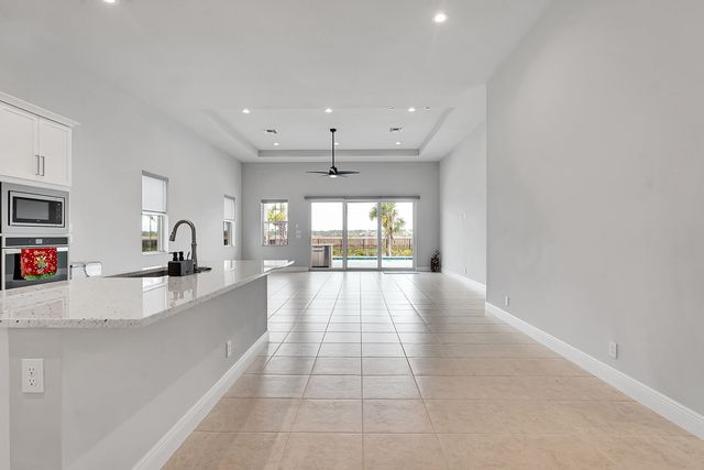 12582 Nautilus Circle, Palm Beach Gardens, FL 33412