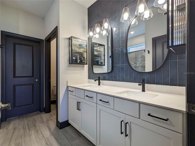 3324 BIG SKY WAY, Lakewood Ranch, FL 34211