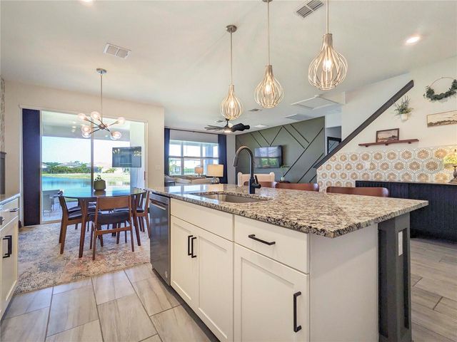 3324 BIG SKY WAY, Lakewood Ranch, FL 34211