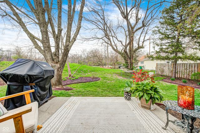 6468 Hunters Green Lane, Indianapolis, IN 46278