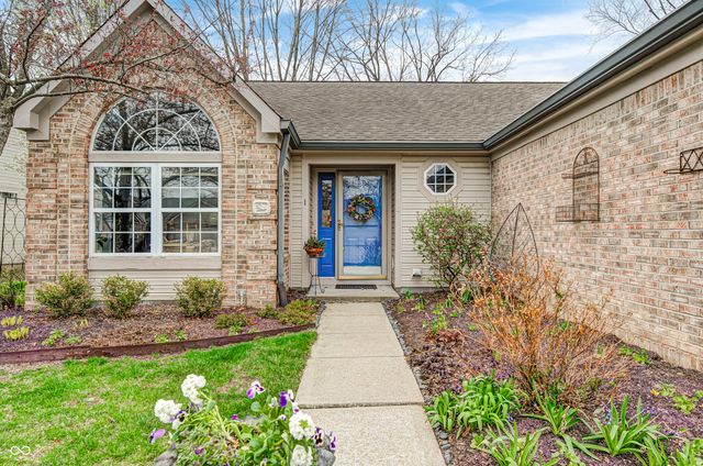 6468 Hunters Green Lane, Indianapolis, IN 46278