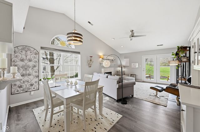 6468 Hunters Green Lane, Indianapolis, IN 46278