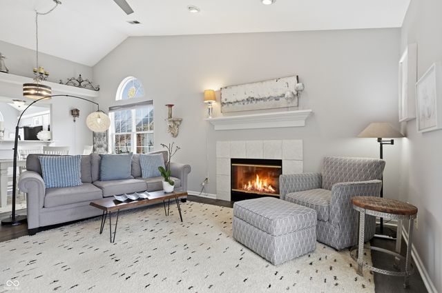 6468 Hunters Green Lane, Indianapolis, IN 46278