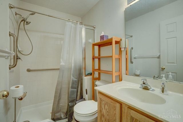 31 Sprucewood Court, Franklin, OH 45005