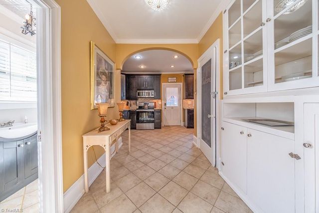 625 Fairmont Street, Greensboro, NC 27401