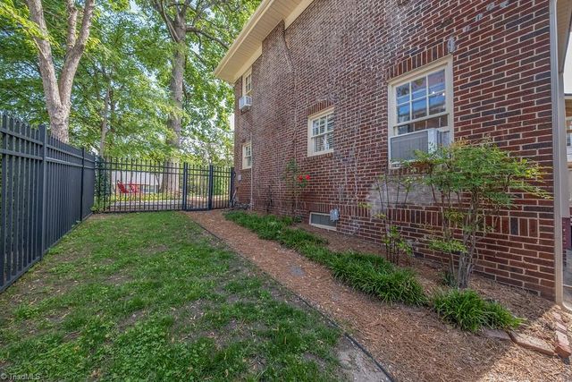 625 Fairmont Street, Greensboro, NC 27401