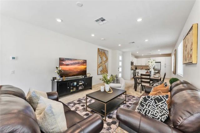 3691 S Nexa Paseo, Ontario, CA 91761