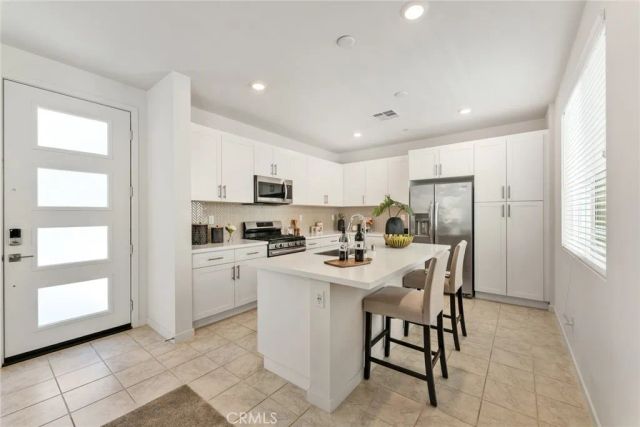 3691 S Nexa Paseo, Ontario, CA 91761