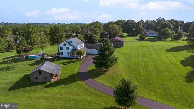 1701 BROAD ST, Perkasie, PA 18944