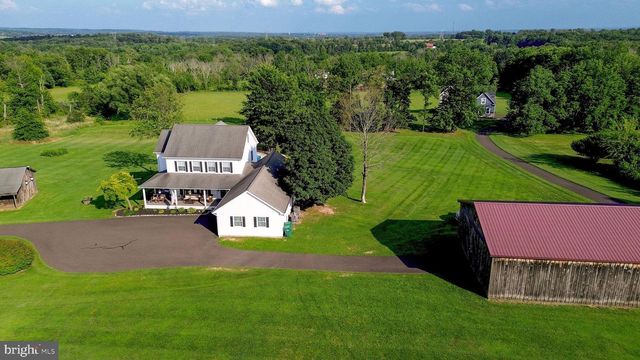 1701 BROAD ST, Perkasie, PA 18944