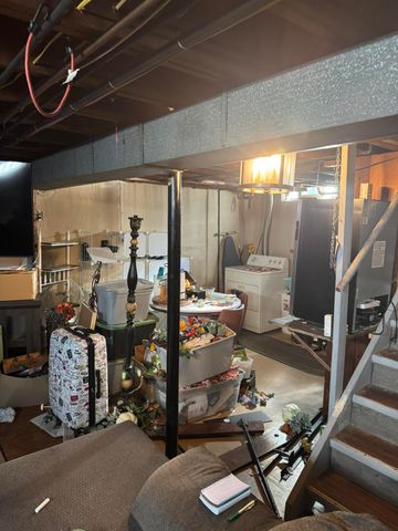 6730 Buckingham Avenue, Allen Park, MI 48101