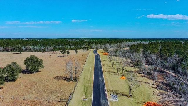 Lot 1 Creek Bluff Dr, Pace, FL 32571