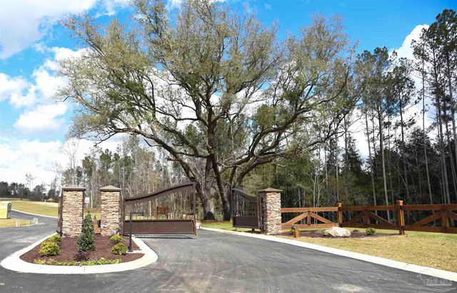 Lot 1 Creek Bluff Dr, Pace, FL 32571